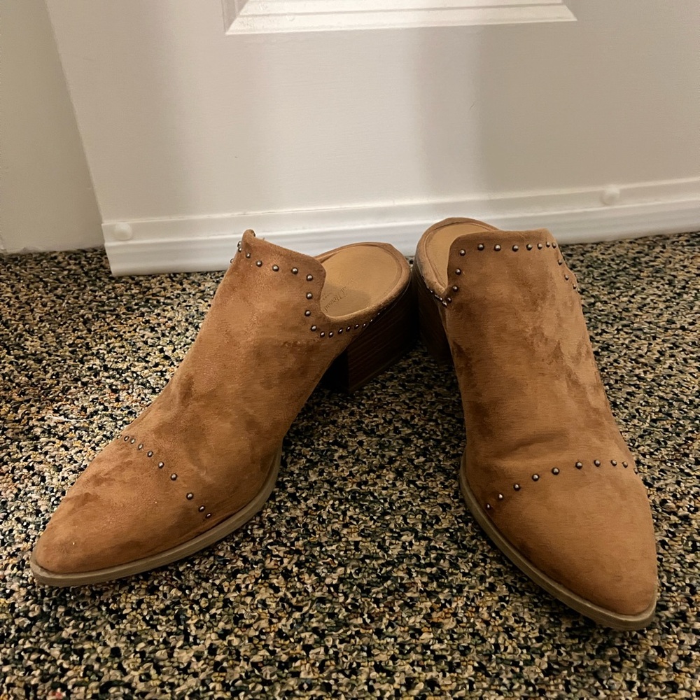 Women's Tan Suede Studded Mules